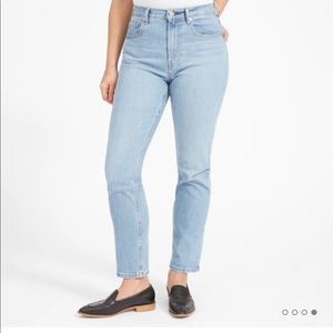 New condition Everlane 28 regular cheeky jeans